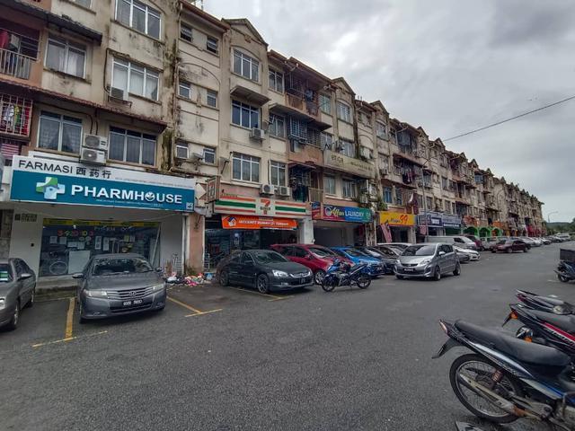 Apartment for sale in Country Heights Damansara, Kuala Lumpur