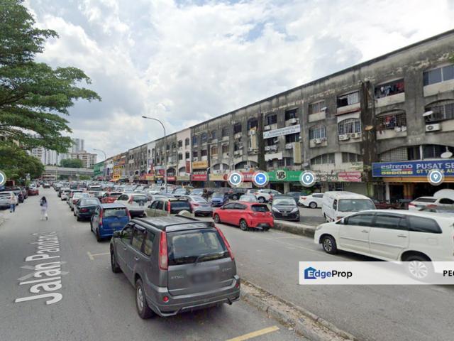 Shop for sale in Langat, Selangor