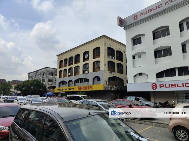 Shop for sale in Langat, Selangor