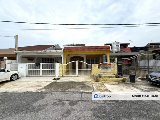 House for sale in Langat, Selangor