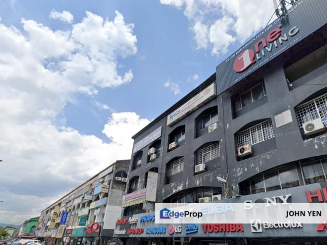 Shop for sale in Langat, Selangor