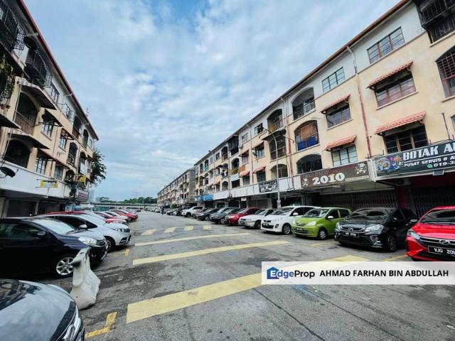 Shop for sale in Langat, Selangor