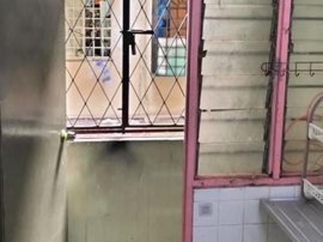 Flat for rent in Langat, Selangor