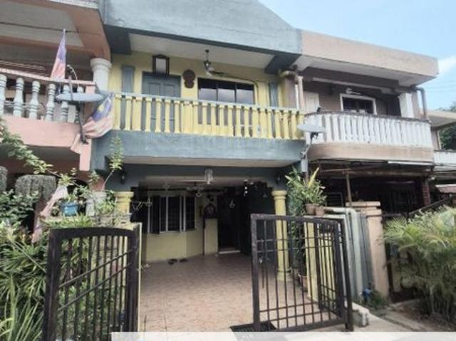 House for sale in Langat, Selangor