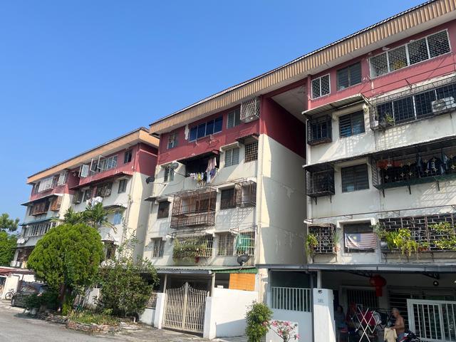 Flat for sale in Country Heights Damansara, Kuala Lumpur