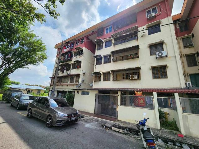 Apartment for sale in Country Heights Damansara, Kuala Lumpur
