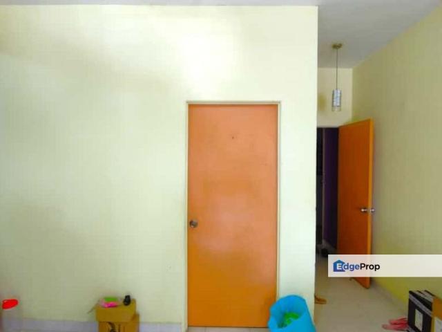 Condominium for sale in Langat, Selangor
