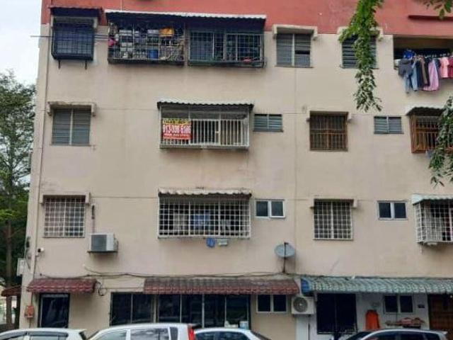 Apartment for sale in Country Heights Damansara, Kuala Lumpur