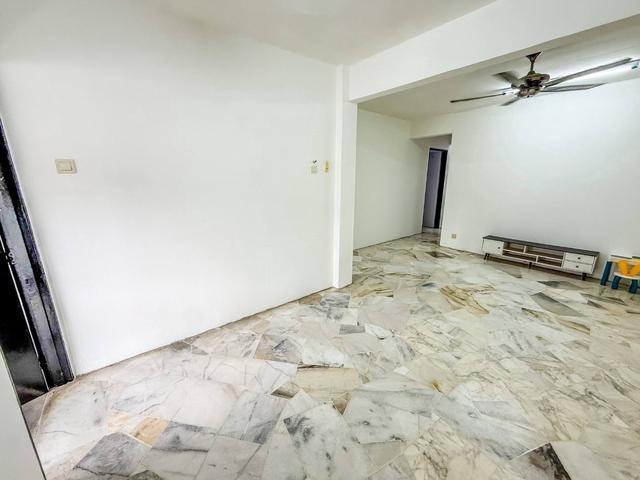 Flat for sale in Cheras, Majlis Perbandaran Kajang