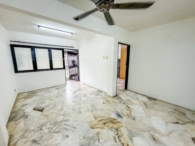 Flat for sale in Kajang, Langat