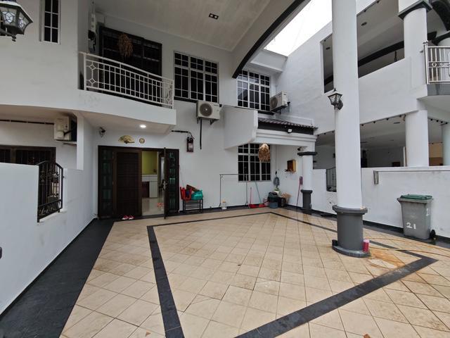 Terraced House for rent in Malaka