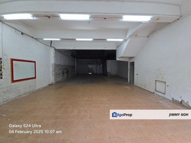 Warehouse for rent in Langat, Selangor