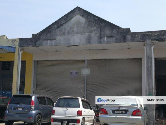 Warehouse for sale in Langat, Selangor