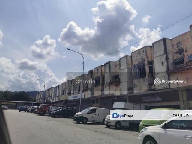 Warehouse for sale in Langat, Selangor
