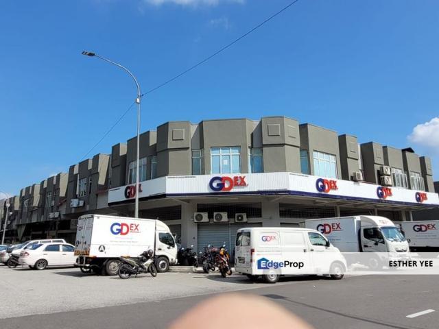 Warehouse for sale in Langat, Selangor