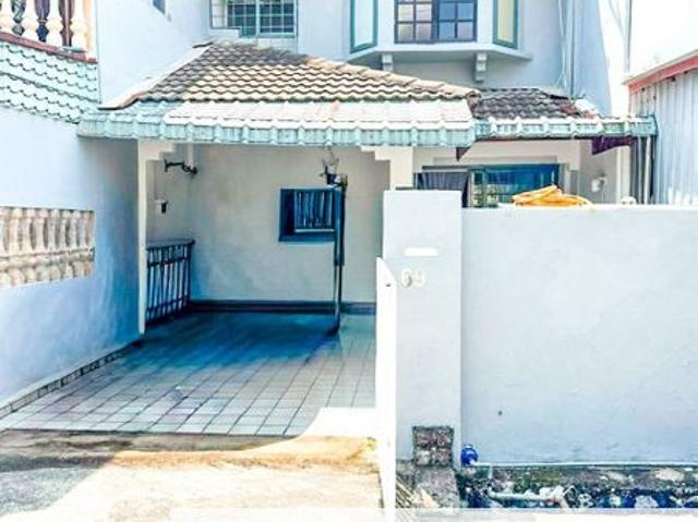 House for sale in Langat, Selangor