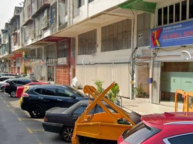 Shop for rent in Langat, Selangor
