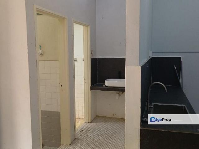 Shop for rent in Cheras