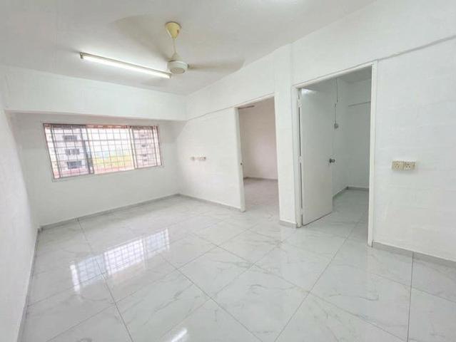 Flat for sale in Country Heights Damansara, Kuala Lumpur