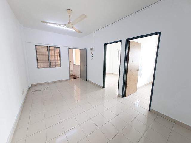 Apartment for sale in Langat, Selangor