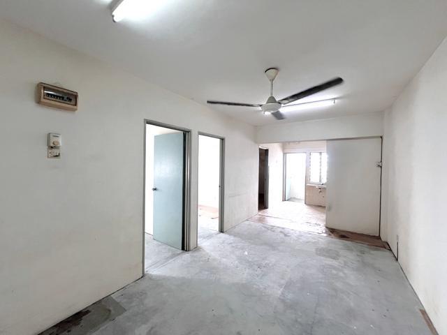 Apartment for sale in Langat, Selangor