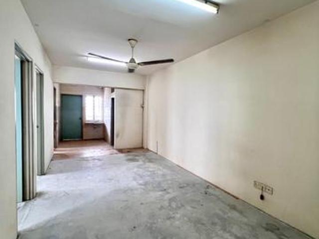 Apartment for sale in Langat, Selangor