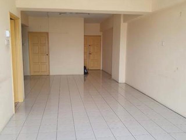 Condominium for sale in Langat, Selangor
