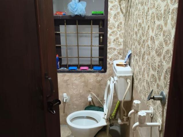 Property for rent in Deri