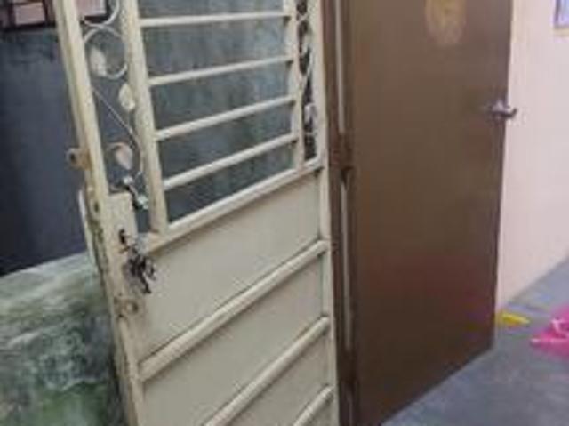 Apartment for sale in Port Klang, Selangor