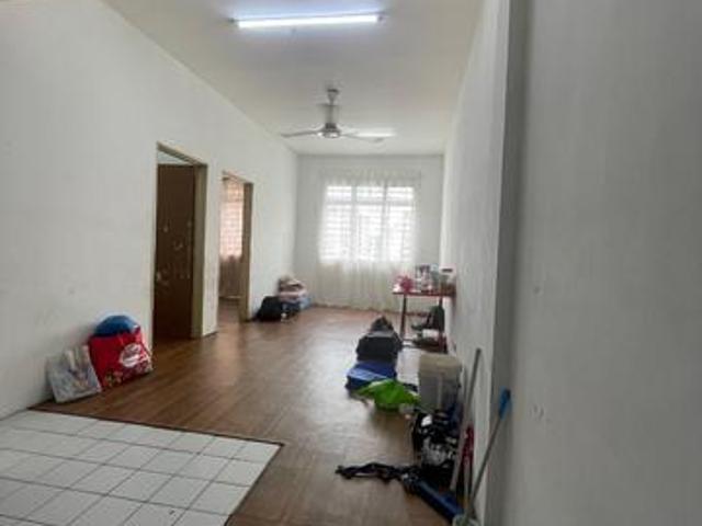 Apartment for sale in Kajang, Langat