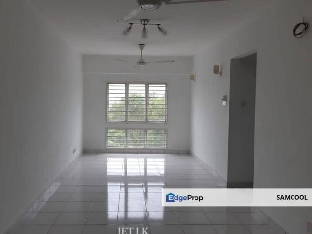Condominium for sale in Petaling, Alam Impian