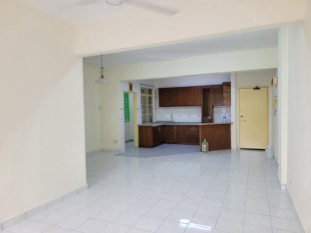 Apartment for sale in Petaling, Subang Jaya