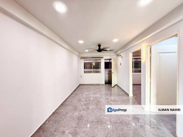 Flat for sale in Petaling, Subang Jaya