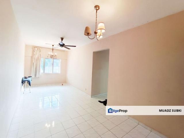 Flat for sale in Petaling, Alam Impian