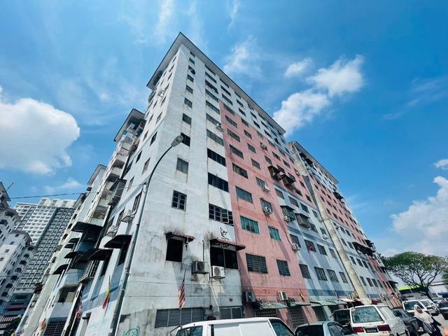 Apartment for sale in Petaling, Subang Jaya
