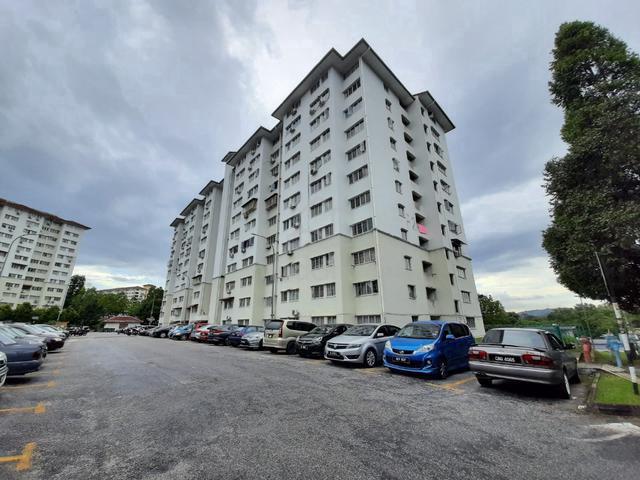Apartment for sale in Kajang, Langat