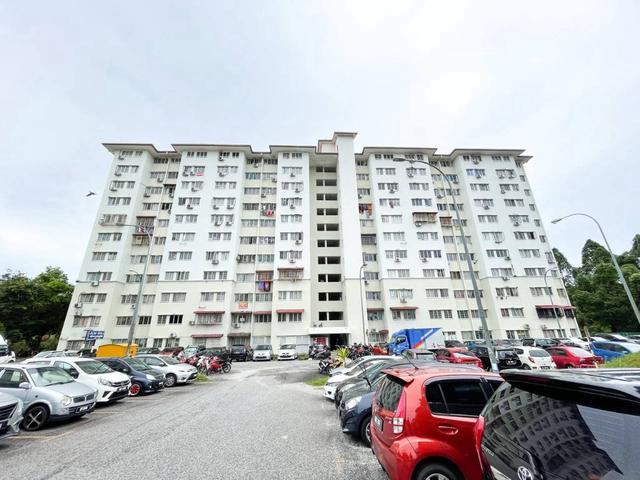 Apartment for sale in Kajang, Langat