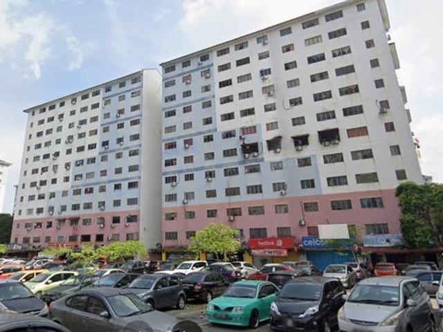 Flat for sale in Petaling, Subang Jaya