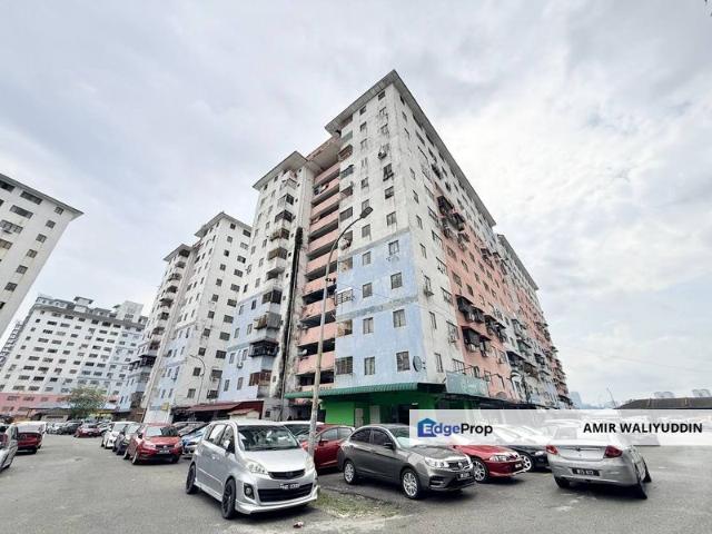 Flat for sale in Petaling, Subang Jaya