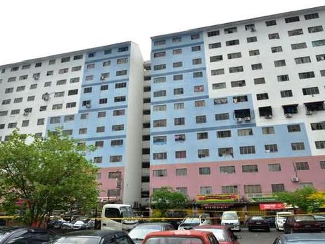 Flat for sale in Petaling, Subang Jaya