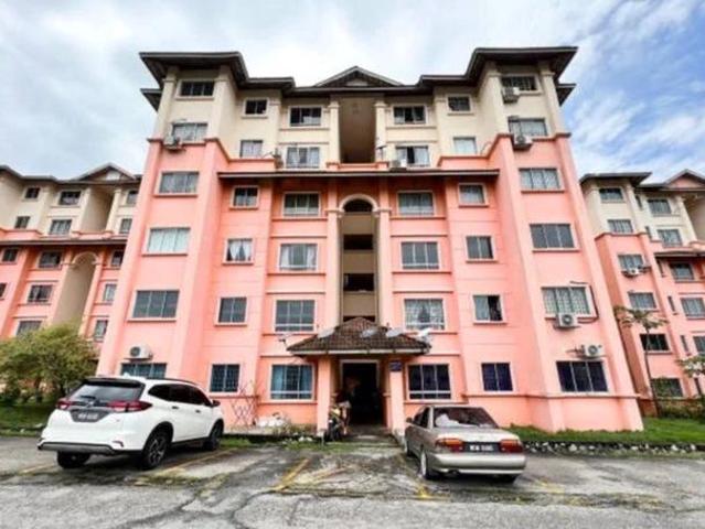 Apartment for sale in Bandar Puncak Alam, Kuala Selangor