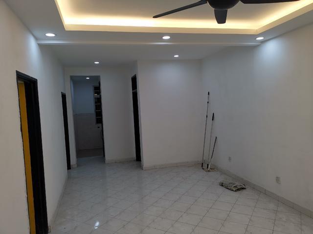 Apartment for sale in Kajang, Langat
