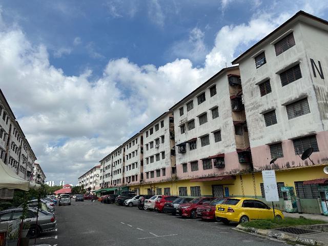 Apartment for sale in Kajang, Langat