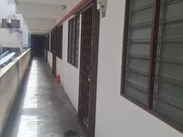Apartment for sale in Kajang, Langat