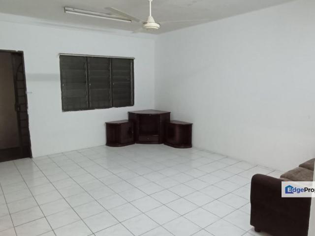 Flat for sale in Kajang, Langat