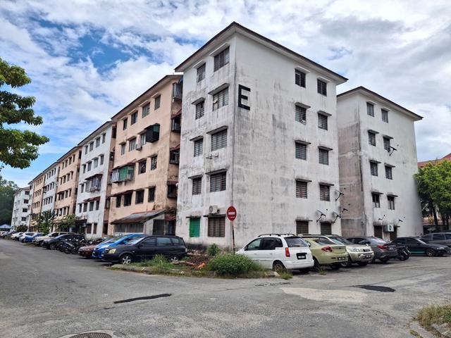 Apartment for sale in Kajang, Langat