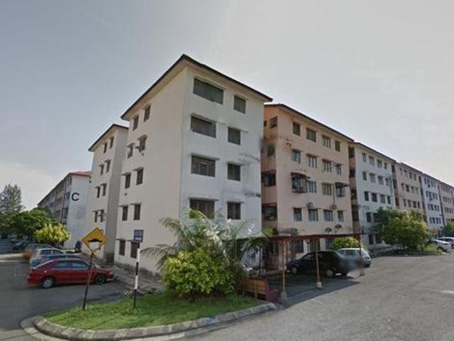 Flat for sale in Kajang, Langat