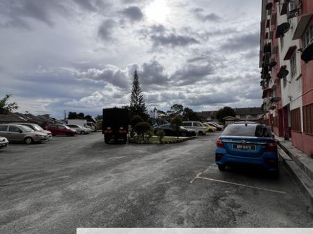 Flat for sale in Selayang, Selangor