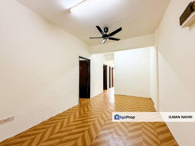 Flat for sale in Petaling, Subang Jaya