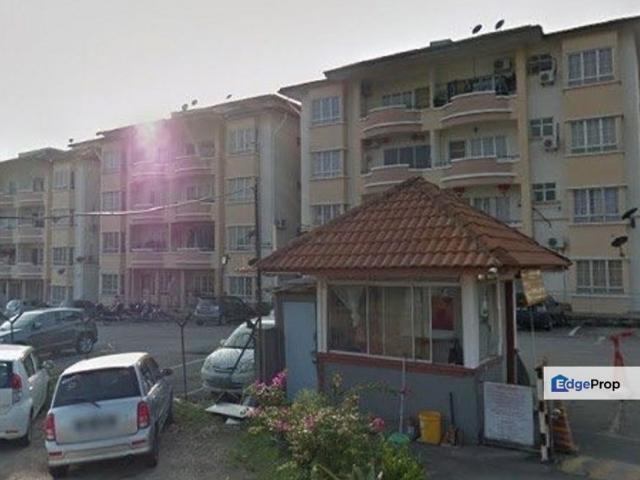 Condominium for sale in Malaka